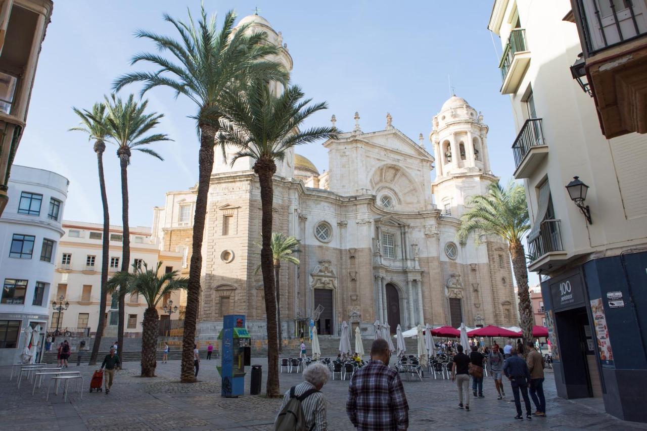 Arco Junto A La Catedral De Appartement