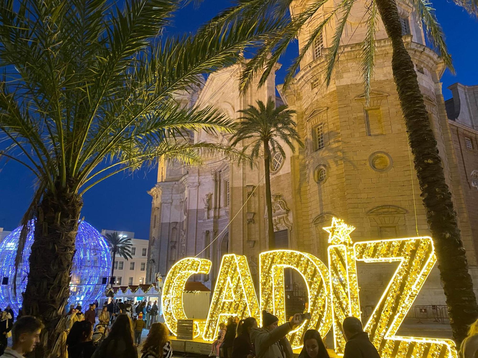 Arco Junto A La Catedral De Cadix